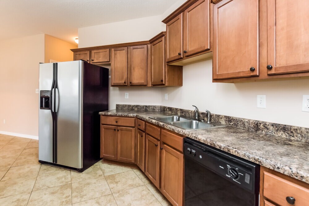 Building Photo - 5774 Bedford Loop E