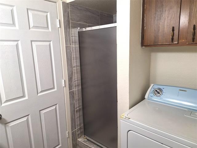 Building Photo - 7045 Crosstimbers Ln