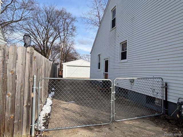 Building Photo - 1928 Bacon Ave