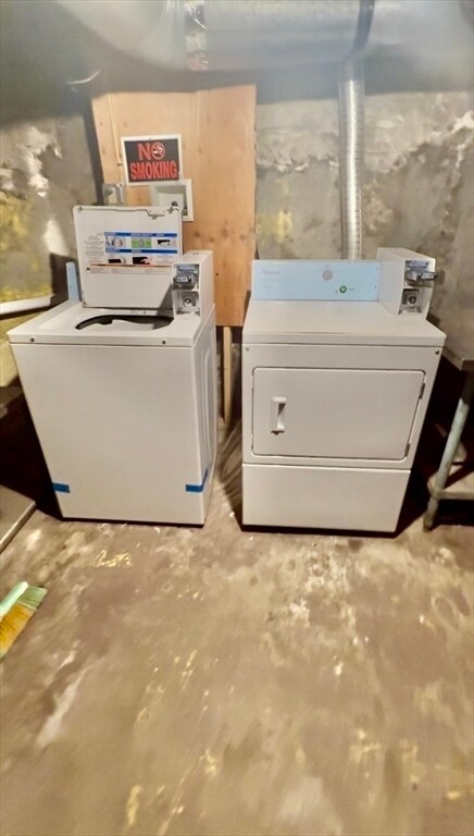 Building Photo - 10 Clark St