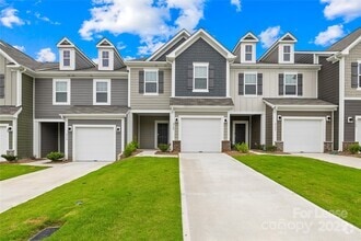 Building Photo - 2788 Yeager Dr NW