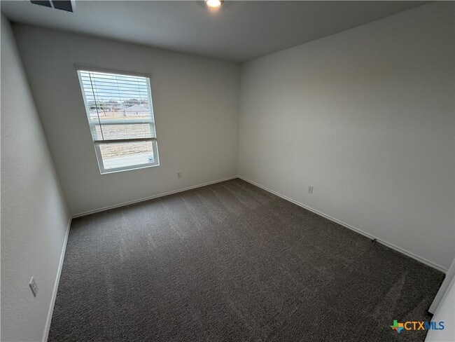 Building Photo - 1102 Campbellton Dr