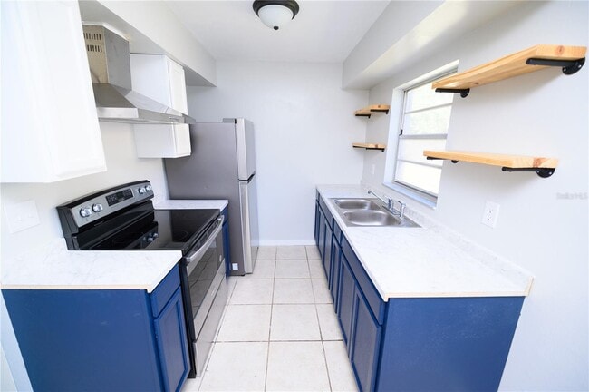 Building Photo - 516 Camino Ct