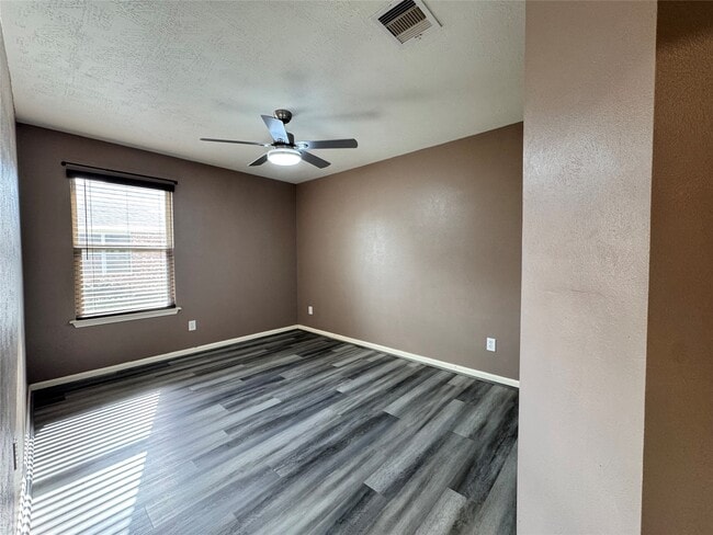 Building Photo - 19115 Saddleville Mills Ln