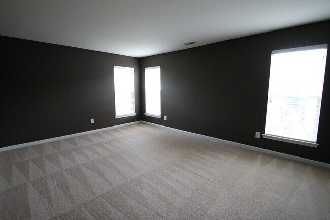 Building Photo - Exclusively Offered by Muse Realty, LLC