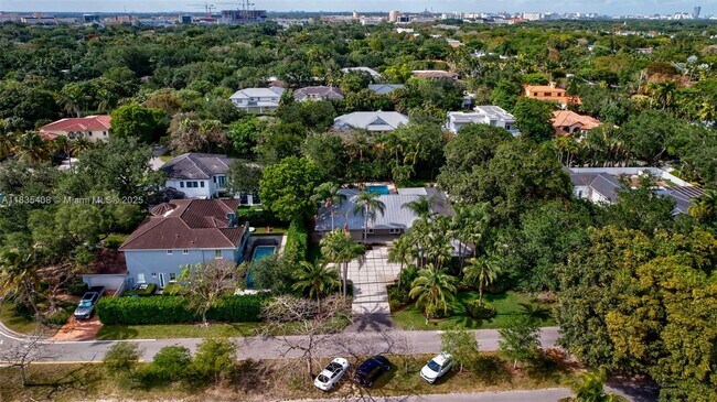 Building Photo - 5765 SW 84th St