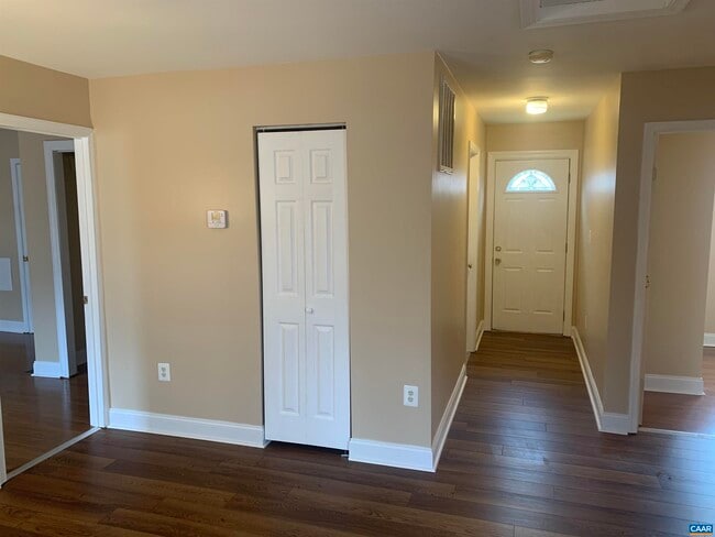 Building Photo - 25075 Boling Ln