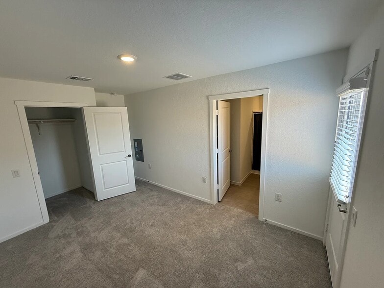 Building Photo - 5931 Remember Way