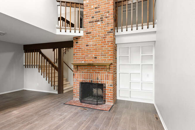 Building Photo - 2971 W Long Dr