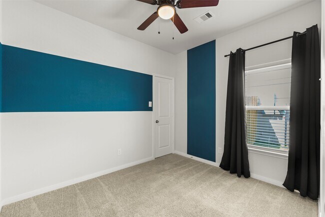 Building Photo - 11430 Amber Plns Dr