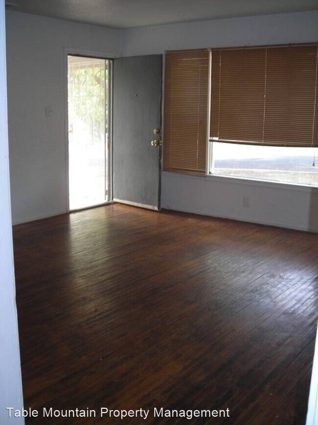 Building Photo - 4 br, 2 bath House - 3471 Stauss Ave