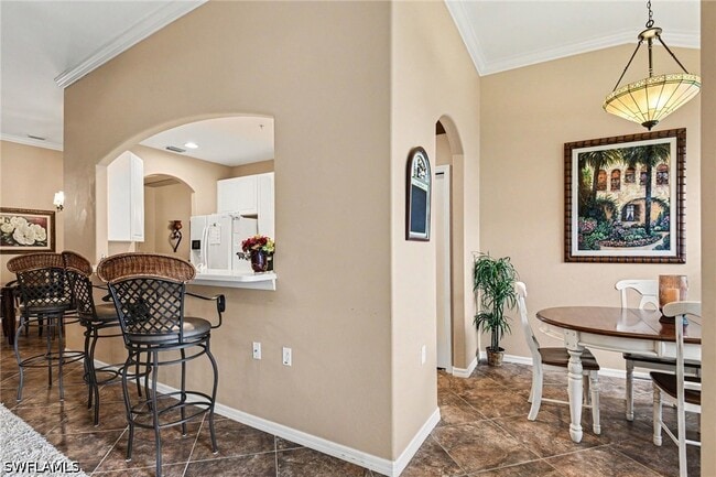 Building Photo - 1230 Sweetwater Ln