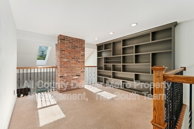 Building Photo - 7731 S Curtice Way