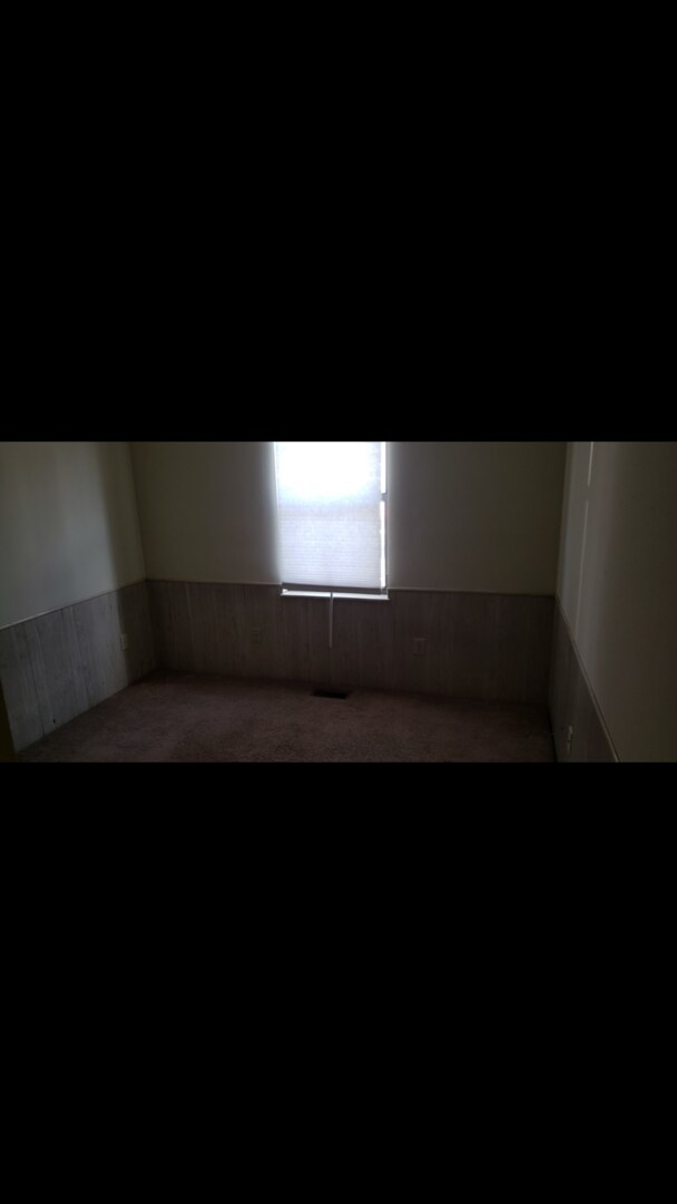 Building Photo - 194 E 14th Ave