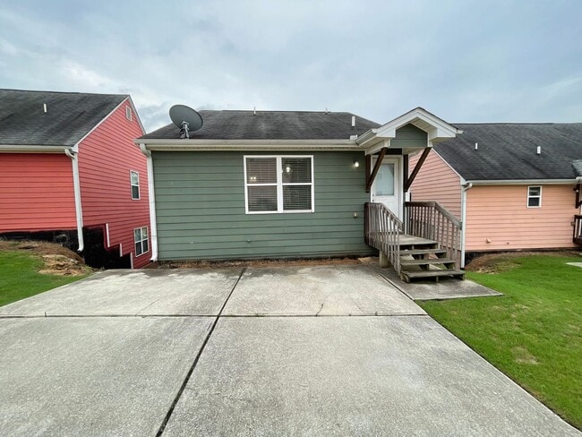 Building Photo - BRIDGEWATER HOME! PRE-LEASING FOR AUGUST 2026!