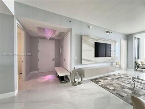 Building Photo - 15901 Collins Ave