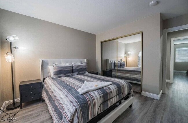 Building Photo - 8233 Ducharme Ave