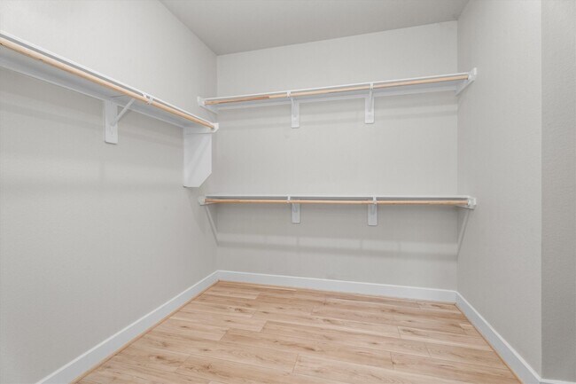 Building Photo - 24126 Orchard Oriole Ct