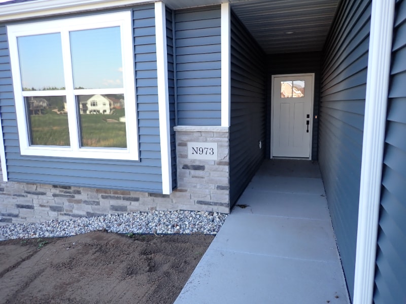 Building Photo - N973-N975 S Magdalyn Ct