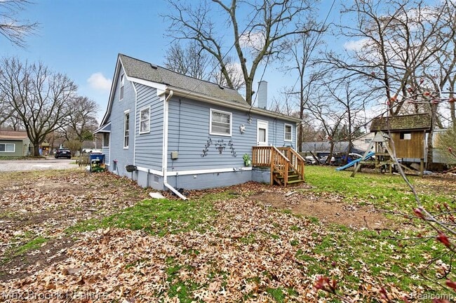 Building Photo - 9024 Mandon Rd