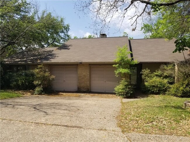 Building Photo - 6614 Hart Ln