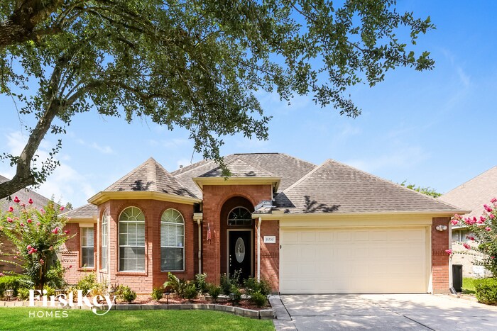 Primary Photo - 10330 Claybrook Dr