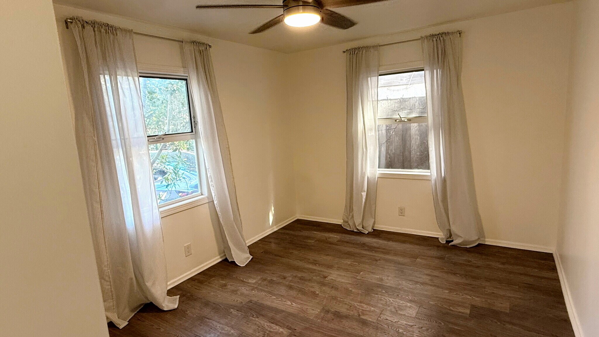2nd/Guest Bedroom - 710 Pacific Avenue