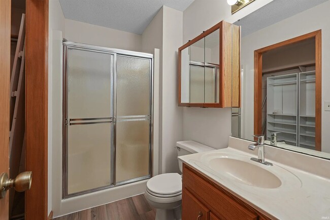 Building Photo - 8115 Calera Dr