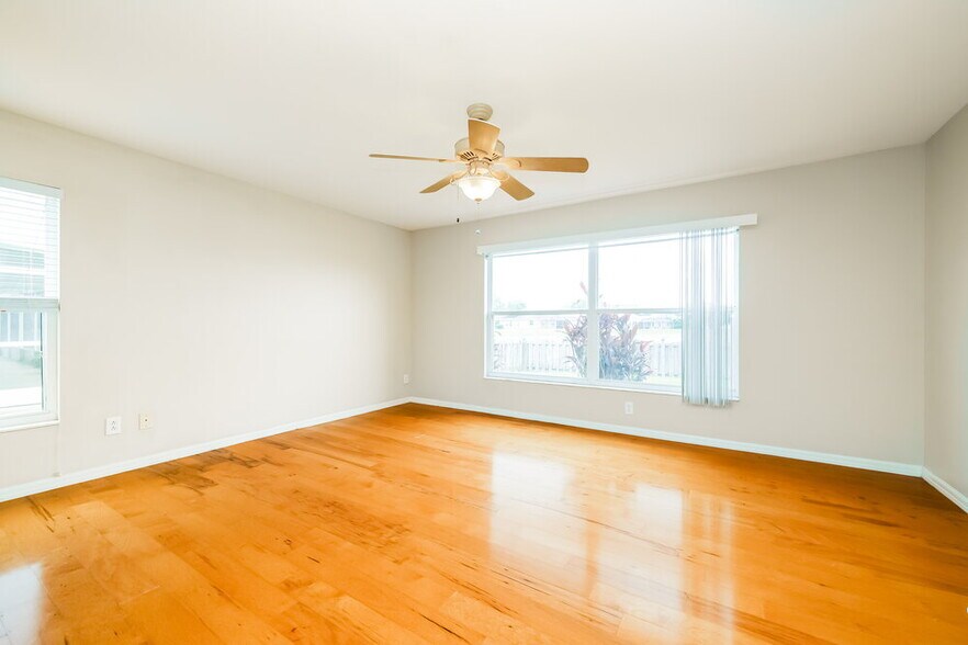 Building Photo - 4213 Berkeley Dr