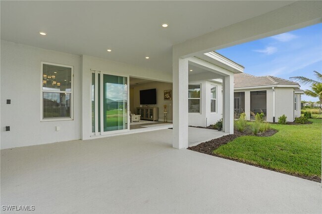 Building Photo - 11964 Molto Dr