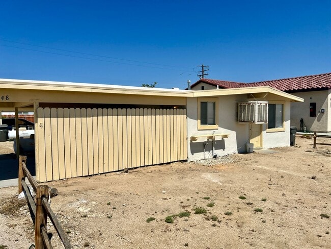 Building Photo - 6548 Sahara Ave