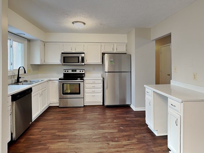 Building Photo - 3123 Skeeter Ct