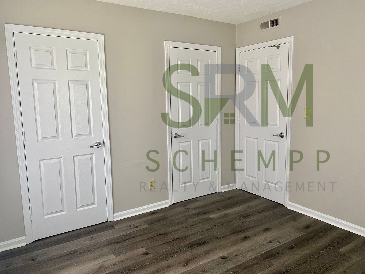 Building Photo - 2433 Slevin St