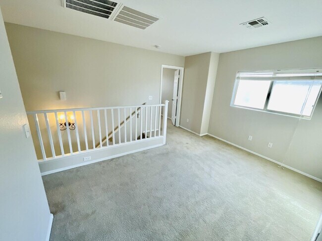 Building Photo - 45811 W Amsterdam Rd