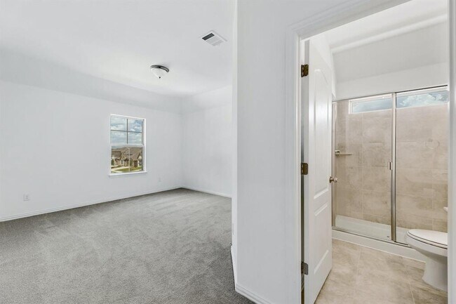 Building Photo - 1500 Sibley Wy