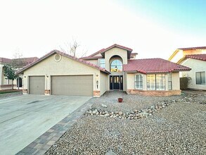 Building Photo - 946 N 59th St