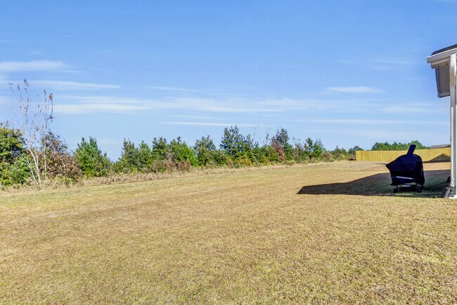 Building Photo - 254 Clear View School Rd