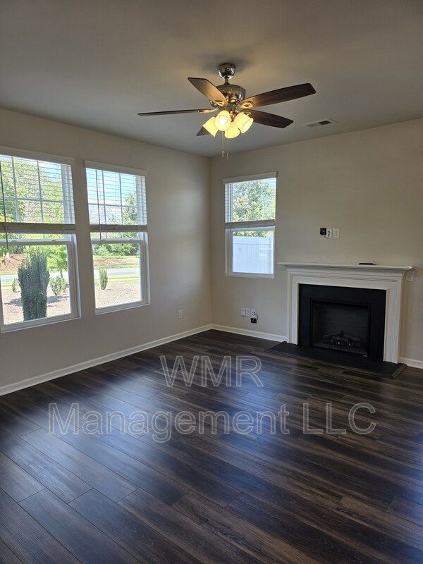 Building Photo - 1118 Glen Marley Dr