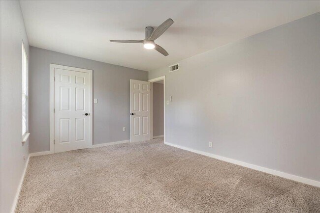 Building Photo - 1703 Coronado Hills Dr