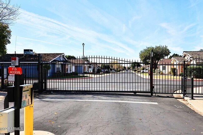 Building Photo - 17236 N 1st Pl