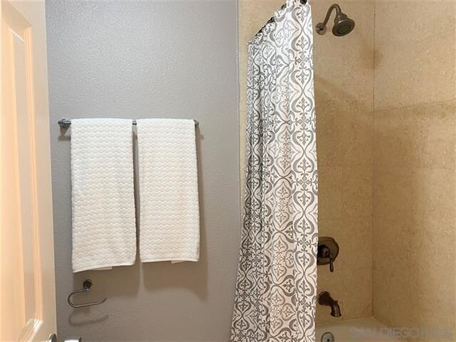 Building Photo - 7415 Charmant Dr