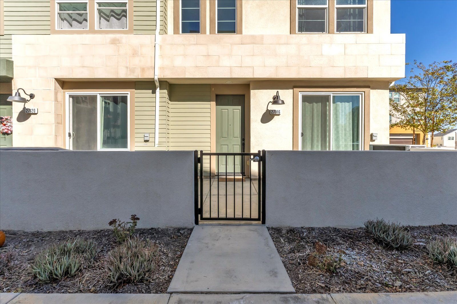 Building Photo - 27116 Valley Oak Pl