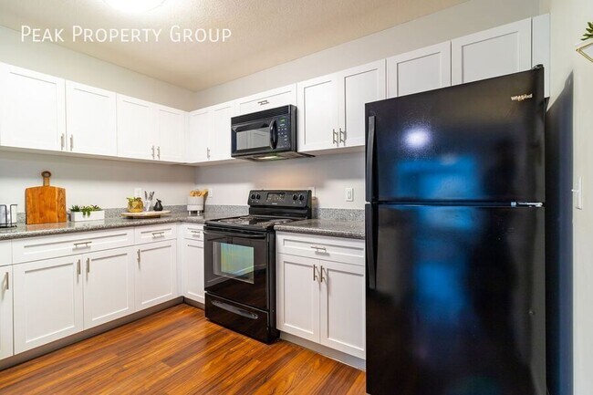 Building Photo - 254 Chittenden Ave