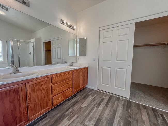 Building Photo - Charming Two-Story Home with Spacious Layout!