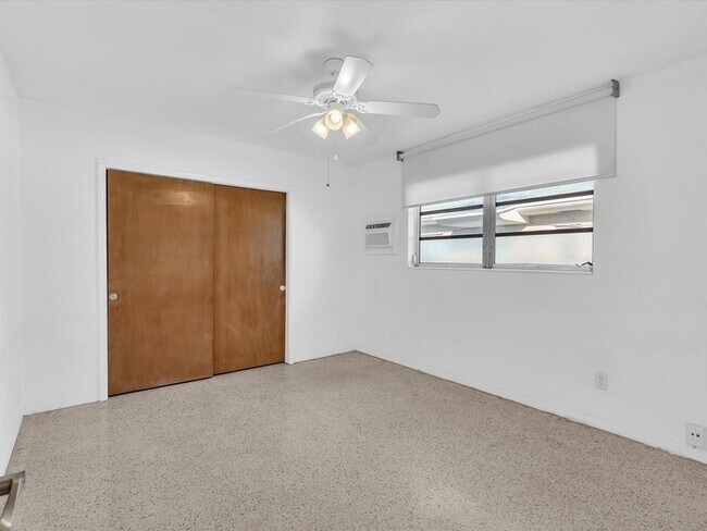 Building Photo - 2191 NE 172nd St