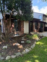 Building Photo - 39596 Old Dominion Dr