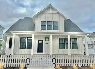 Building Photo - Capitola