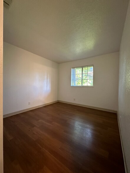 Building Photo - 5421 El Camino Ave