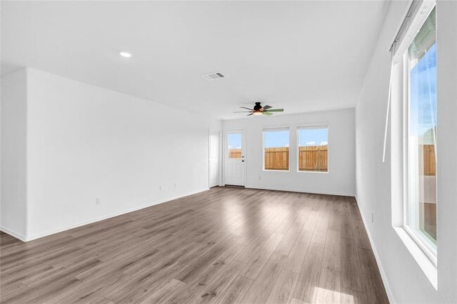 Building Photo - 516 Rancho Del Cielo Lp