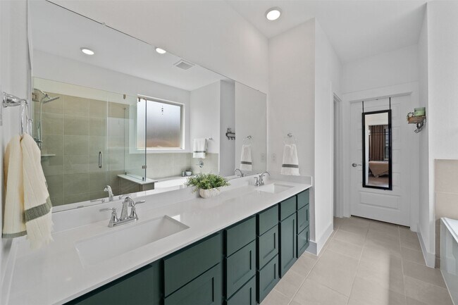 Building Photo - 21307 Fresno Brk Cir